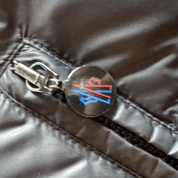 Women's Moncler Black Puffer Jacket size 5 - Picture 4 of 14